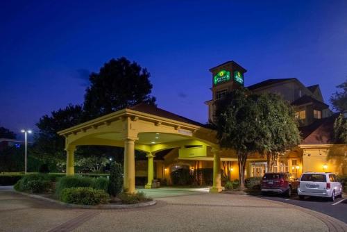 La Quinta by Wyndham Charlotte Airport South