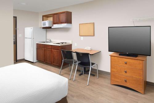 Woodspring Suites Huntsville/ Madison