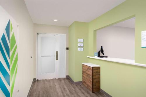 Woodspring Suites Huntsville/ Madison