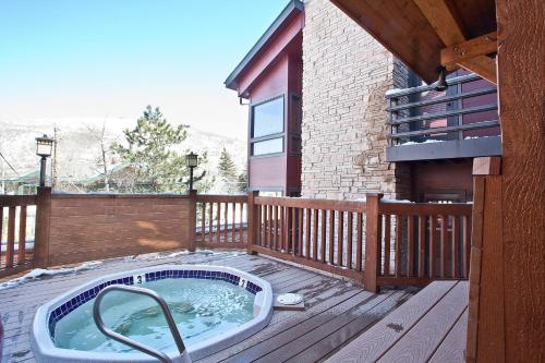 

Silver Cliff Park City Condos by Wyndham Vacation Rentals