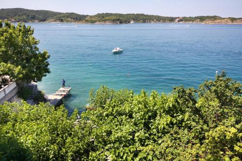 Apartments by the sea Supetarska Draga - Gornja Rab - 5054 - main image