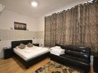 Paddington Apartments - image 14