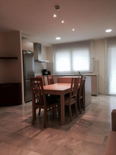 Aparthotel del Golf - image 5