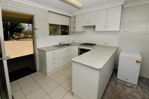 ห้องครัว, Burke and Wills Motor Inn in โมรี