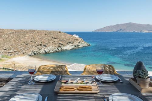  Eneos Beach Villas/Belvedere Villa, Pension in Kythnos