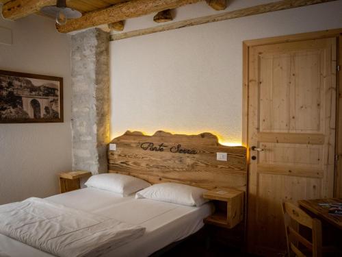 Locanda Ponte Serra hotel Tezze