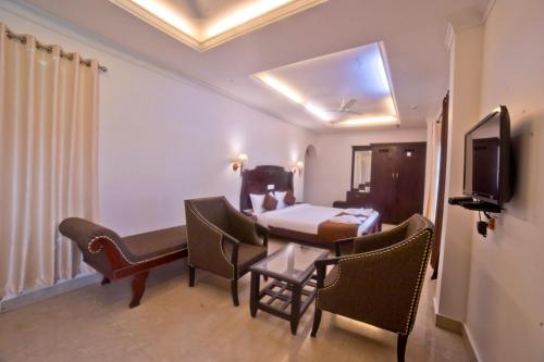 Wild Saga – Thekkady, NE
