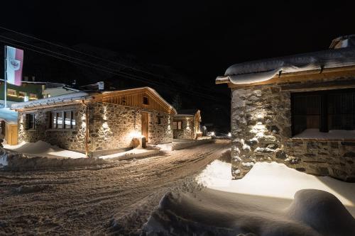  ArlBerglife Ferienresort, Pettneu am Arlberg bei Elbigenalp