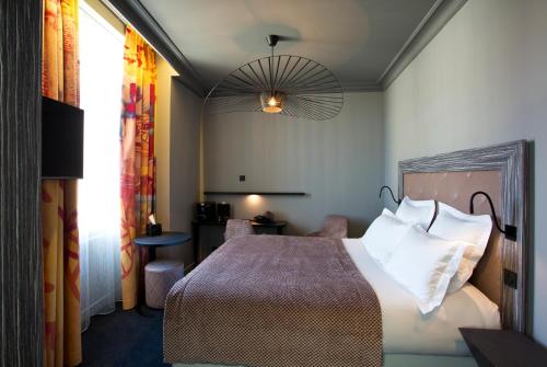 1 queen bed