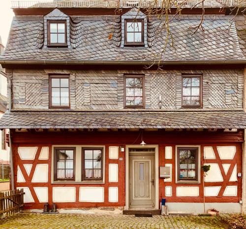 Viesnīcas āriene, Altes Zehnthaus Geierlay in Mittelstrimmig