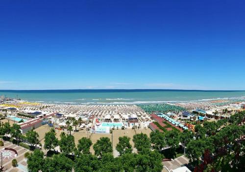 Hotel Garden - image 11