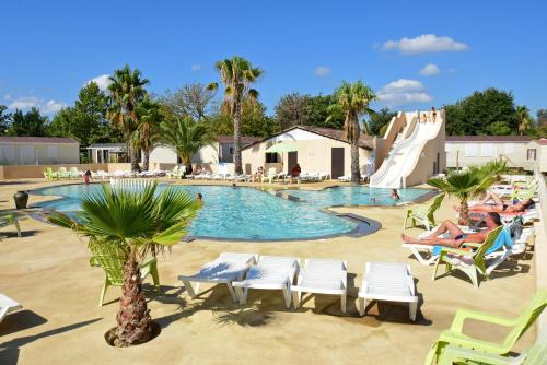 Camping Domaine Du Golfe De Saint Tropez - Hotel - Grimaud