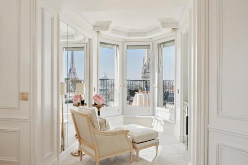 Four Seasons Hotel George V Paris - image 8