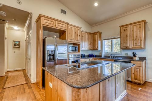Green Harbor Villa in Kingsland, USA