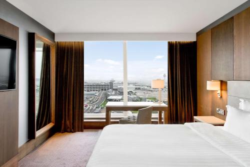 Radisson Blu Manchester Airport - image 2