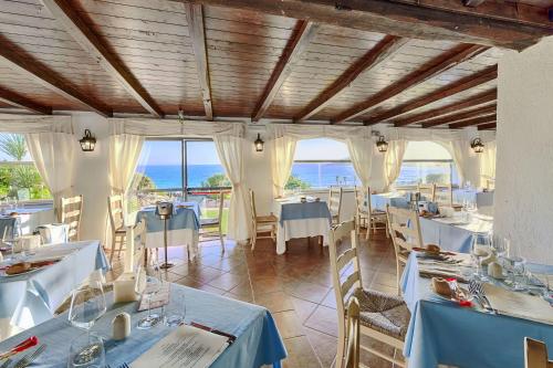 COLONNA GRAND HOTEL CAPO TESTA, a Colonna Luxury Beach Hotel, Santa Teresa Sardegna