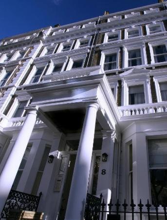 Oxbridge Apartments, London