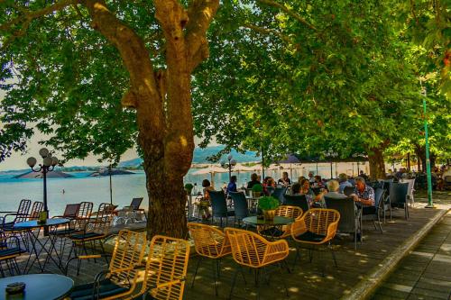  Διαμέρισμα στην παραλία Γριμπόβου in Nafpaktos