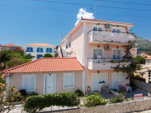 Theodora Studios & Apartments 2