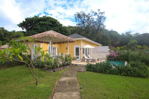 232834345 The Liming Bequia