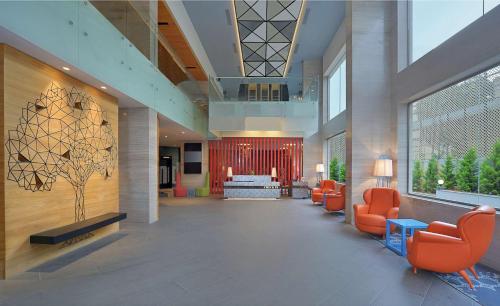 Lobby, Radisson Bengaluru City Center in Bangalore