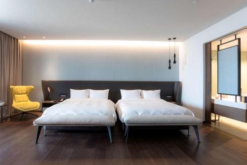 Radisson Blu Hotel Larnaca - image 5