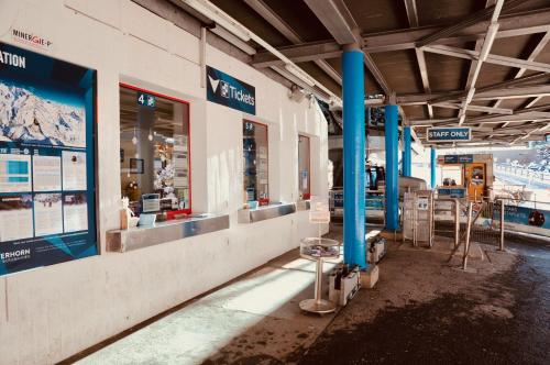 Haus Fleckstein Zermatt Wohnung Karibu - image 11