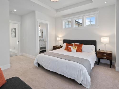 New Listing! Luxe Brand-New Home in Wine Country home - image 3