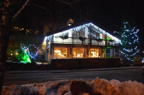 Hôtel Restaurant La Tourmaline - Hôtel - Aime-la-Plagne