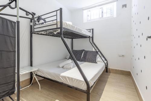 ELEGANTE APT DE DISEÑO 2 HAB SEVILLA WIFI-5 PAX - image 14