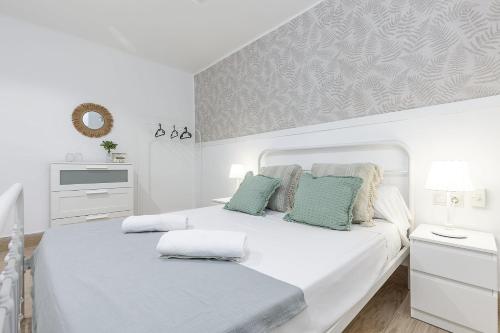 ELEGANTE APT DE DISEÑO 2 HAB SEVILLA WIFI-5 PAX - image 8