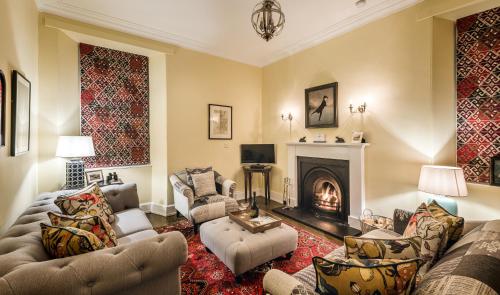 The Old Manse, Loch Ness (highland-escape) in Lochend