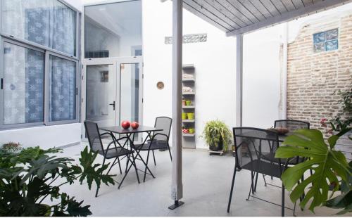 A litte Taste of Home Guest House 1