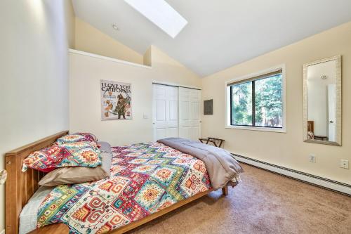 Bright Spacious and Cozy Home at Kings Beach! home - image 7
