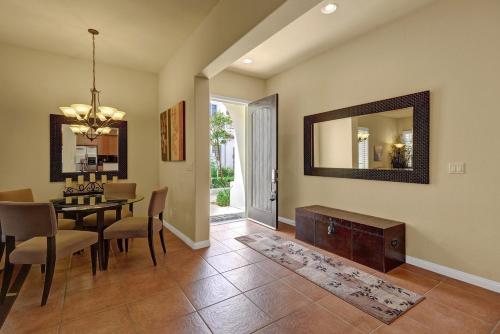 Barefoot Villa - main image