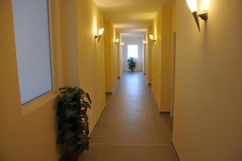Oprema, Hotel Pension Schwerin-Haus Schreiber in West-stadt