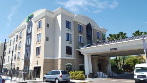 Holiday Inn Express Hotel & Suites Tampa-USF-Busch Gardens