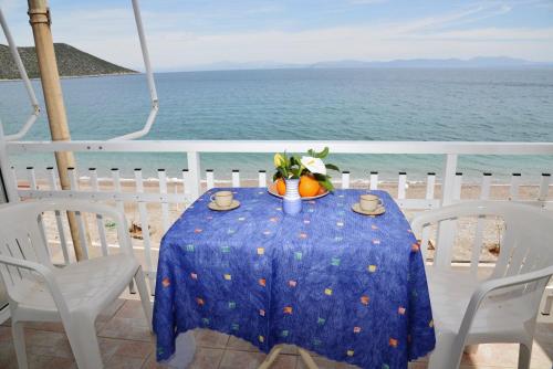  KardarasRooms in Tiros