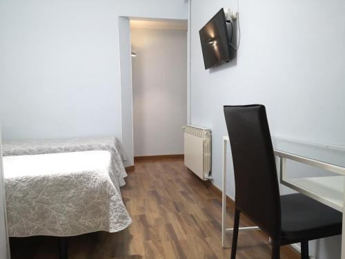 Hostal Lesseps - image 2