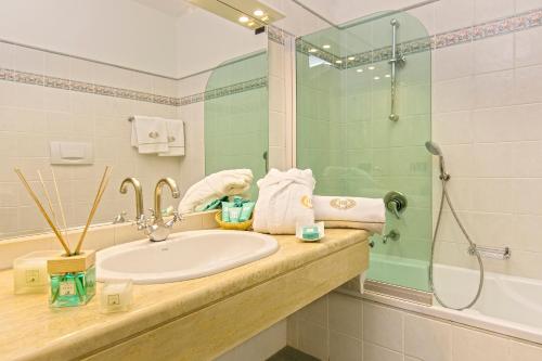 Hotel Biodola - main image
