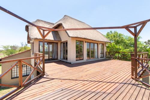 Kareefontein 8 Bedroom Lodge IKH1 in 塔巴津比