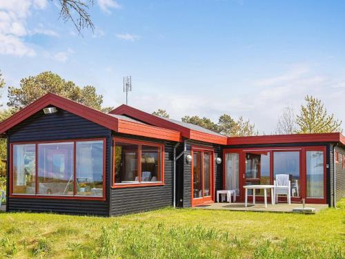 Eksterijer hotela, 6 person holiday home in Hundested in Hundested