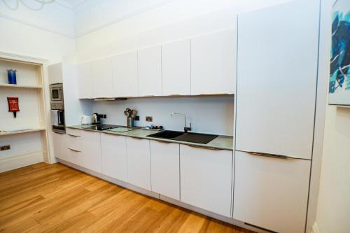 Your Stay Bristol Beaufort House - image 3