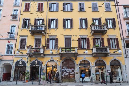 PrimoPiano - Colonne A, Milan