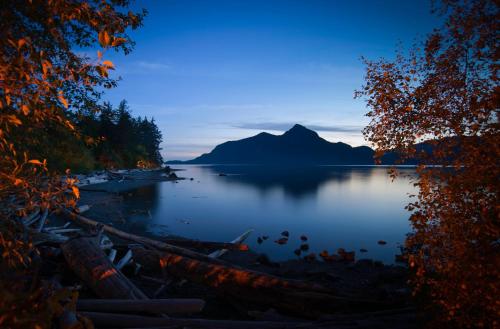 沙灘, 波爾陶灣奧運出傳奇小屋旅館 (Porteau Cove Olympic Legacy Cabins) in 弗里溪(BC)