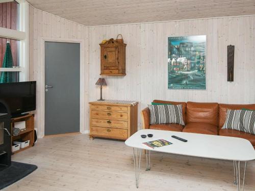 Three-Bedroom Holiday home in Vestervig 1 - image 3
