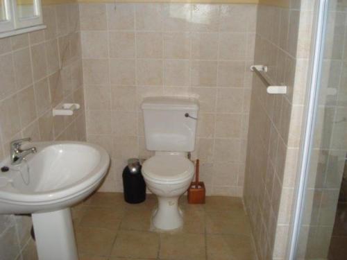 The Sparrow's Nest Beach-Front Self-catering The Sparrow's Nest Beach-Front Self-catering