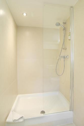 Hotel Axel Opera - image 13