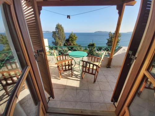 Balcony/terrace, Azalea in Skiathos Island