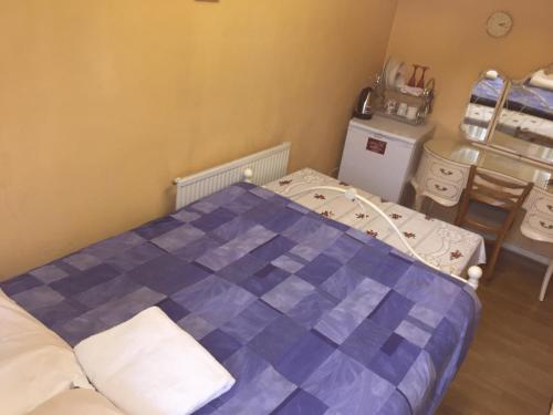 Kings Cross Room Minutes From Euston Station, , London